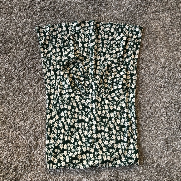 ✨ EUC Reformation Calvine Dress - Cilantro - Picture 4 of 8